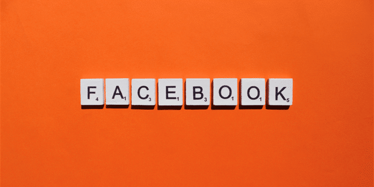 Facebook scrabble letters